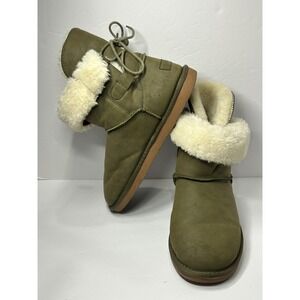 Nautica Women's Olive Green Faux Fur Lined Winter Boots Size 10